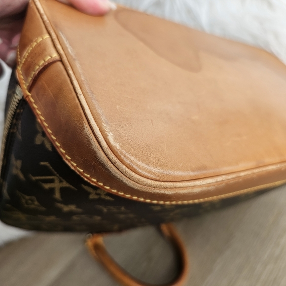 SOLD 🔥🔥Authentic Louis Vuitton Alma PM - Picture 13 of 17